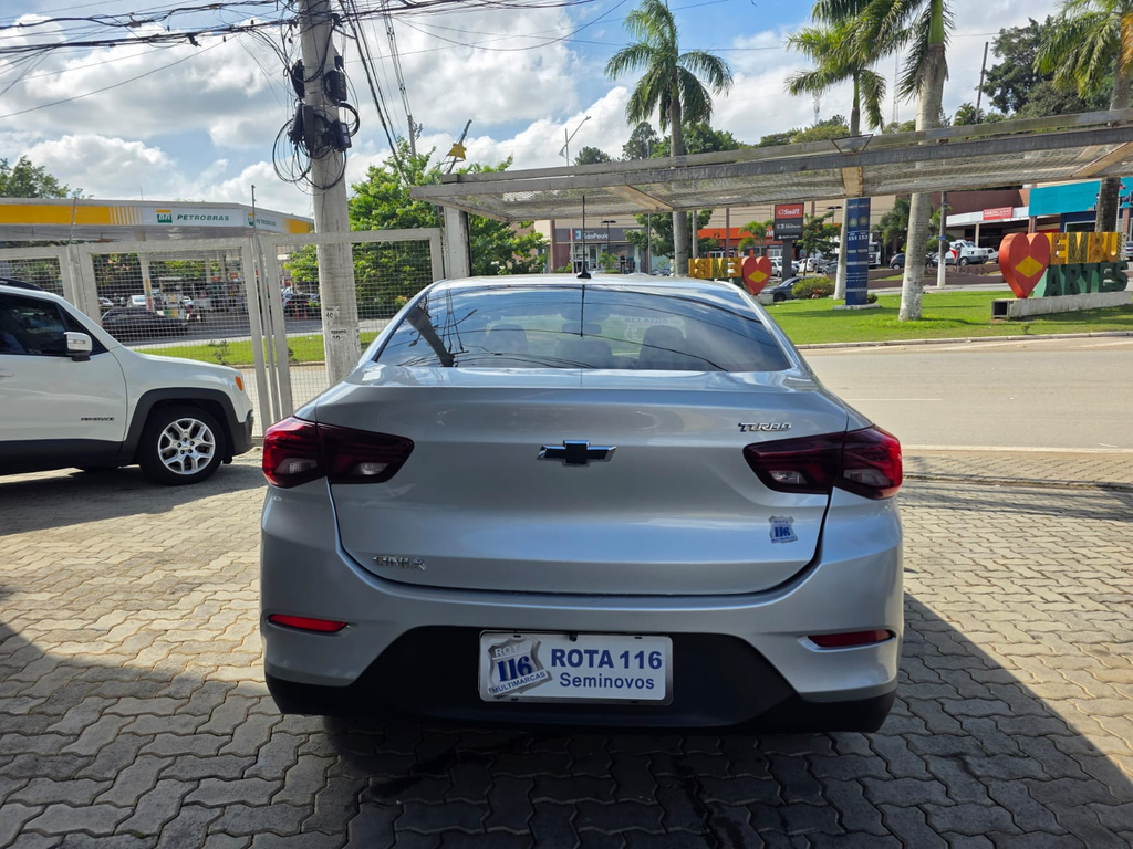 Chevrolet Onix Sedan Prata