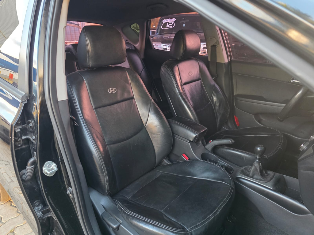 Hyundai i30 Preto