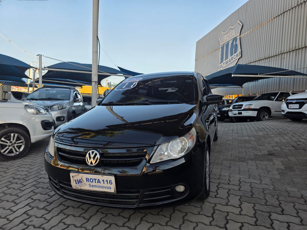 Volkswagen Voyage Preto