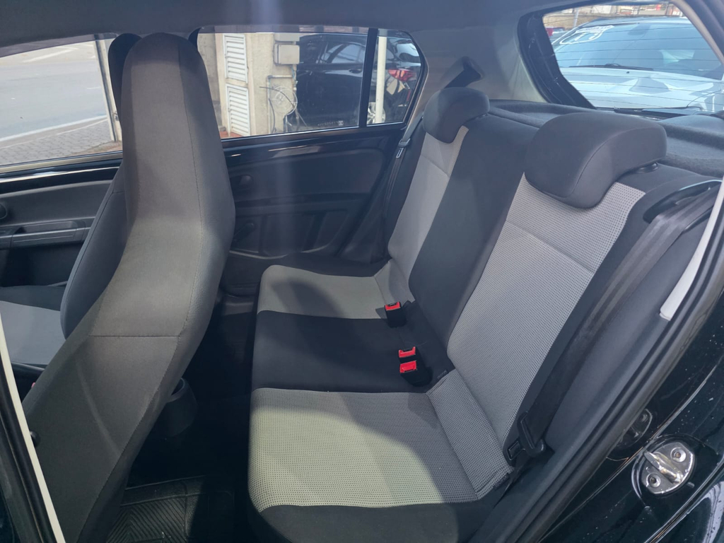 Volkswagen Up! Preto