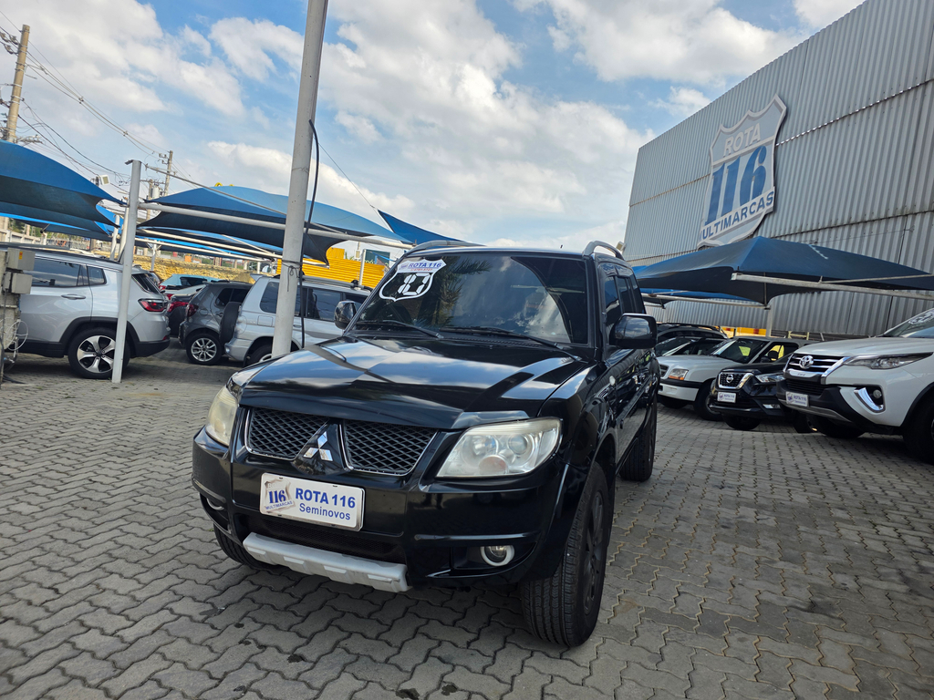 Mitsubishi Pajero TR4