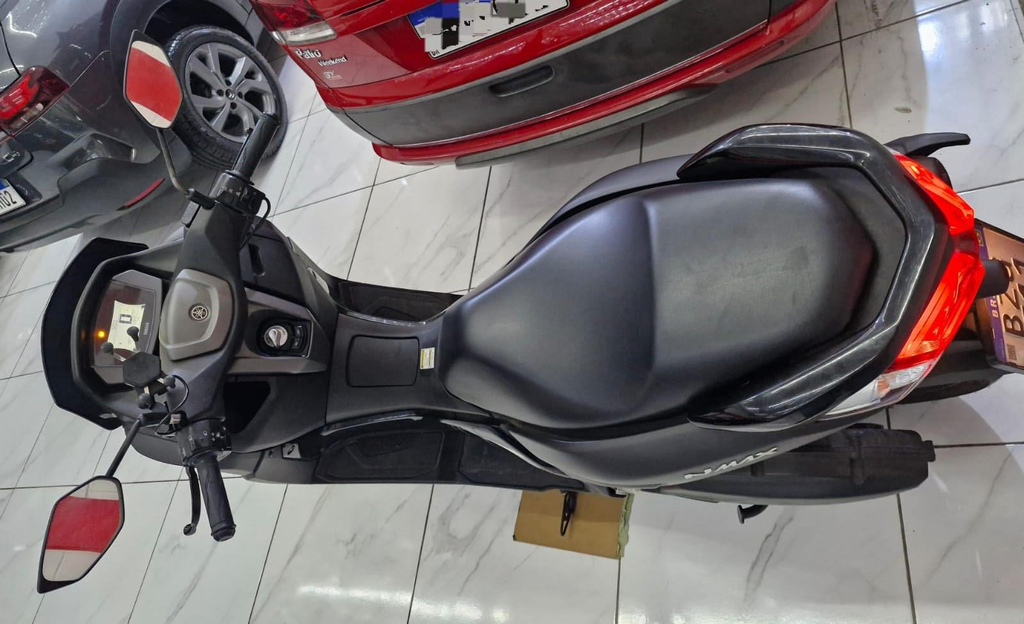 Yamaha NMAX Preto