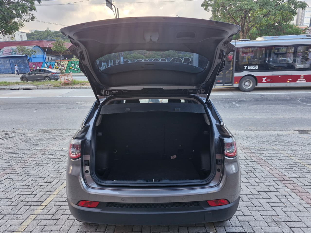 Jeep Compass Cinza
