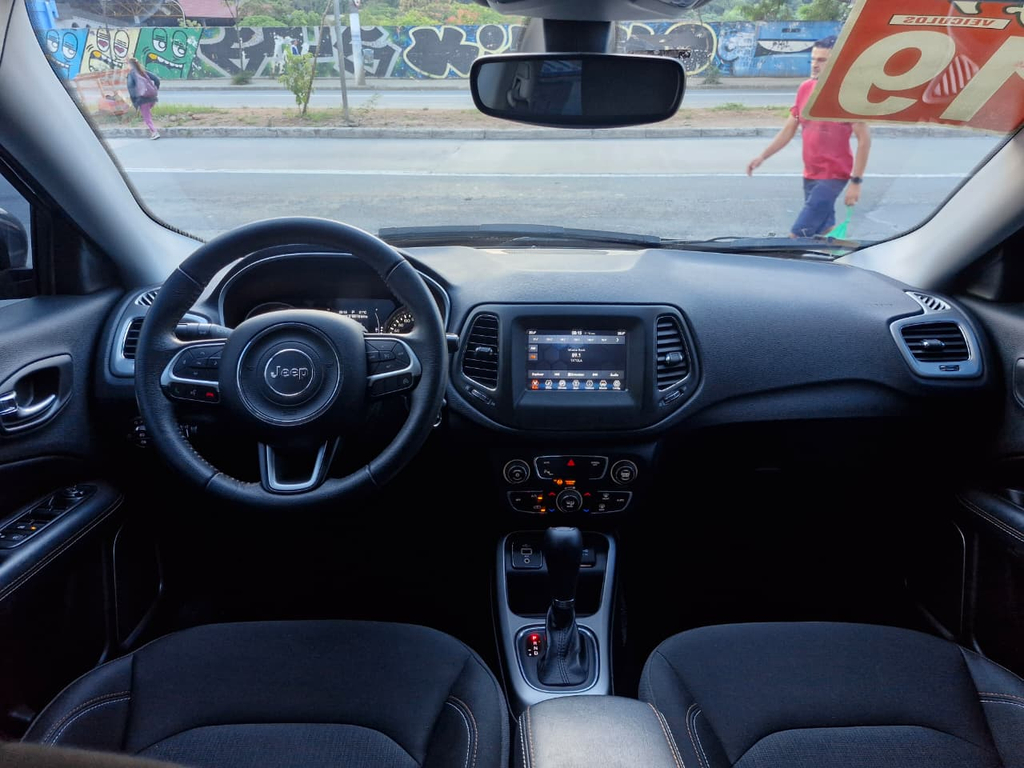 Jeep Compass Cinza