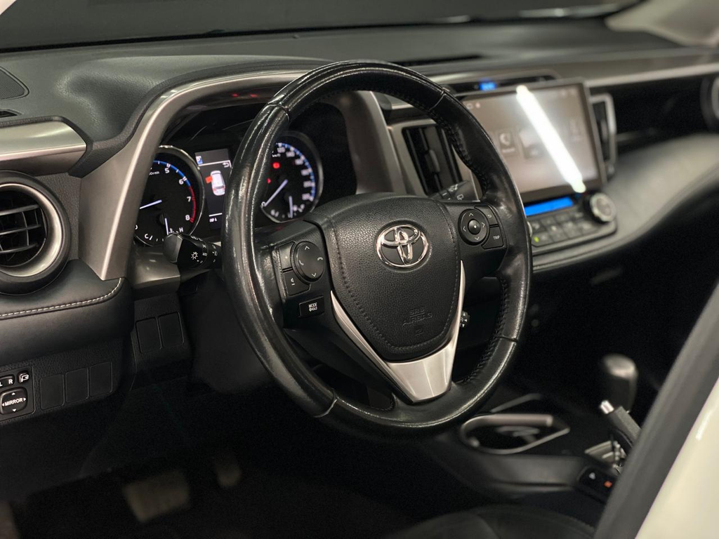 Toyota RAV4 Branco