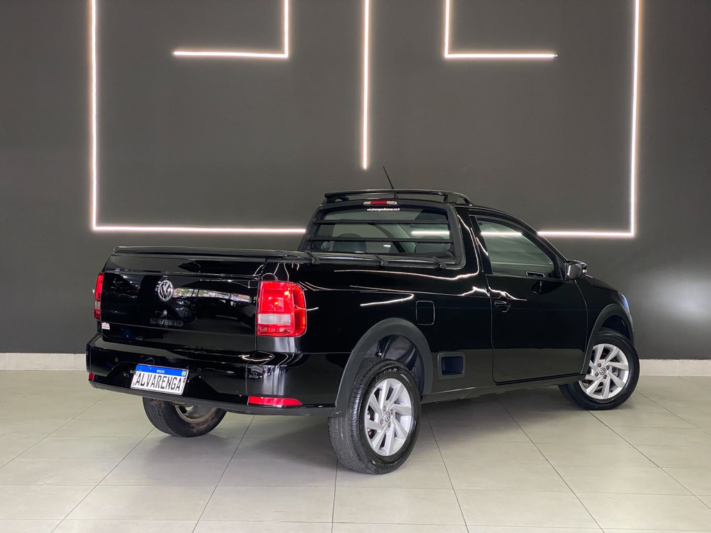 Volkswagen Saveiro Preto