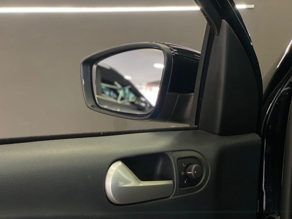 Volkswagen Saveiro Preto