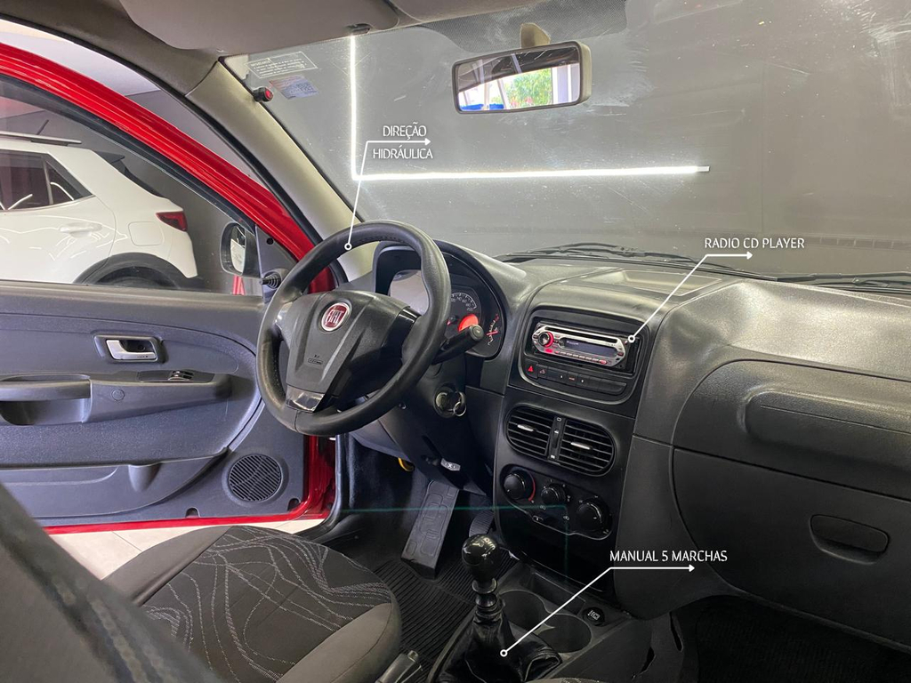 Fiat Strada Vermelho