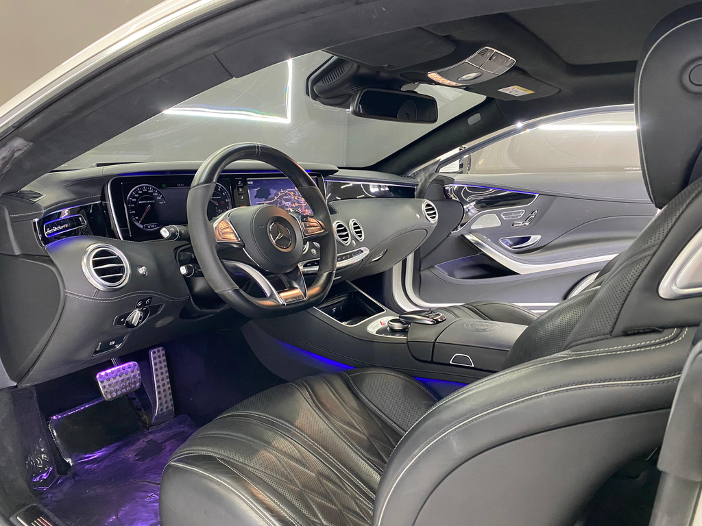 Mercedes Benz S-63 AMG Branco