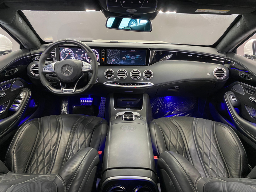 Mercedes Benz S-63 AMG Branco