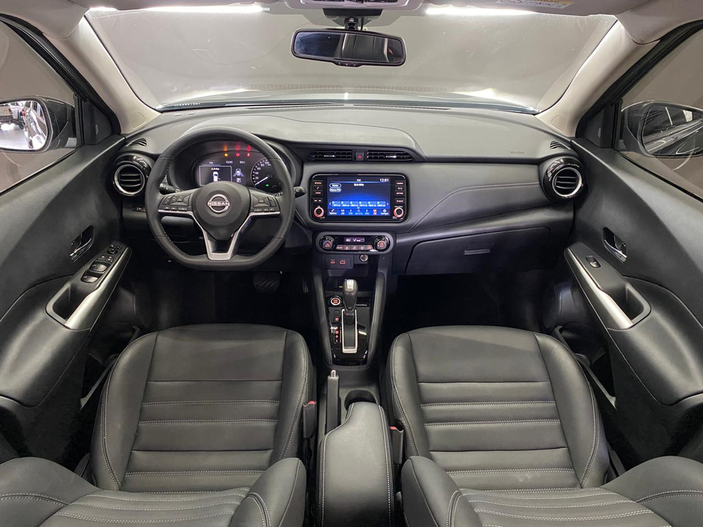 Nissan Kicks Cinza