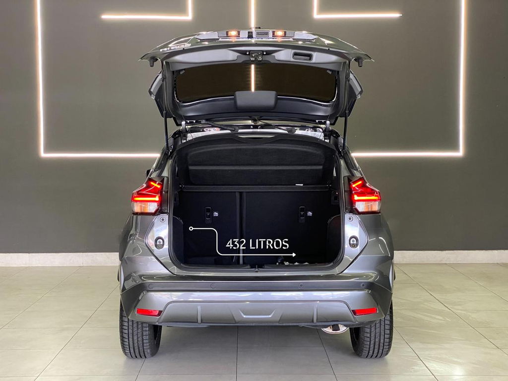 Nissan Kicks Cinza