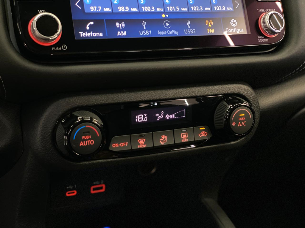 Nissan Kicks Cinza