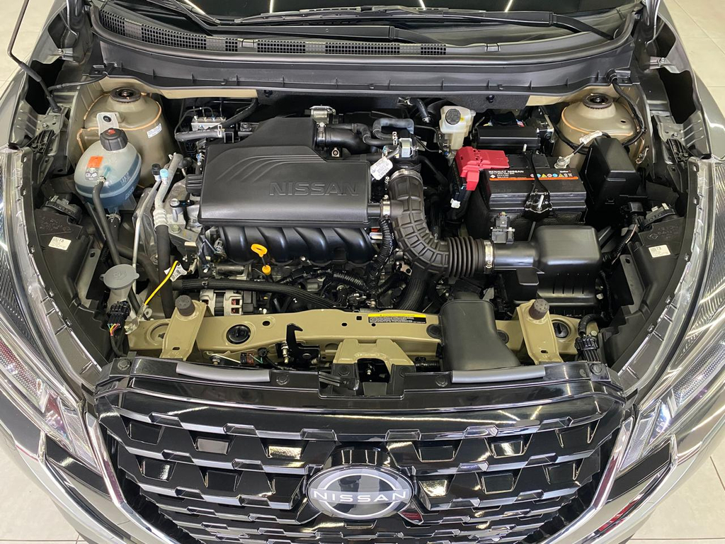 Nissan Kicks Cinza