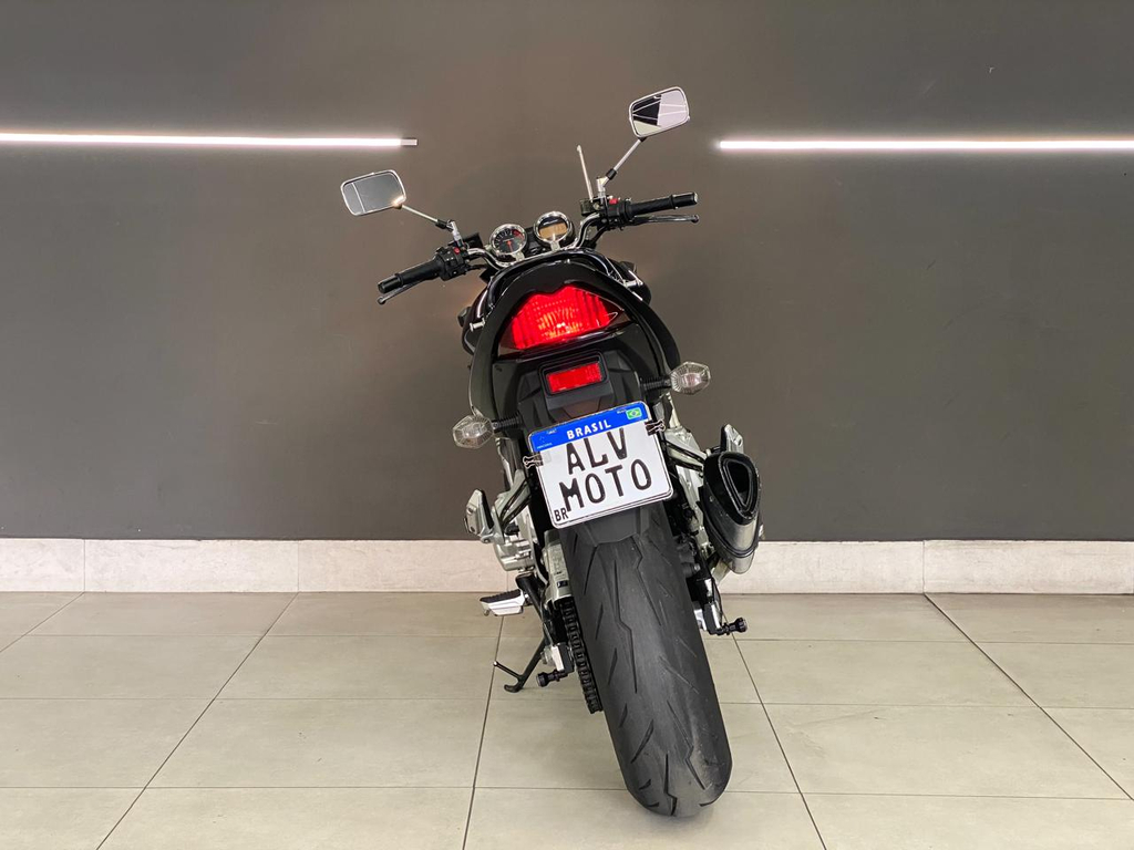 Suzuki BANDIT Preto