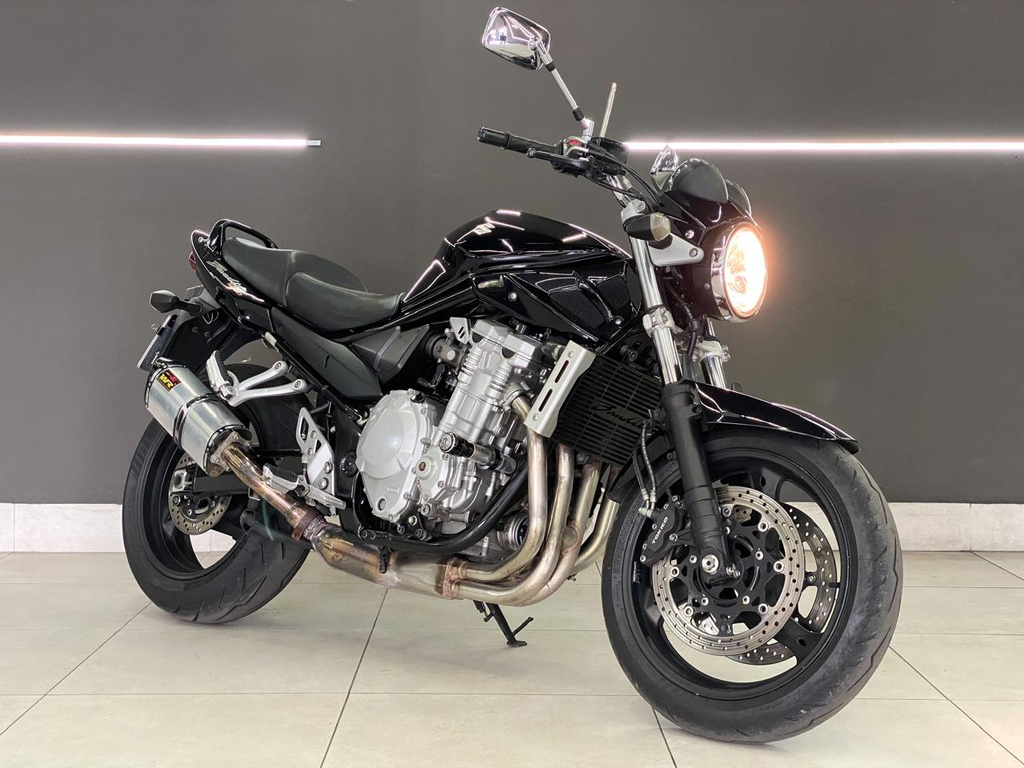 Suzuki BANDIT Preto