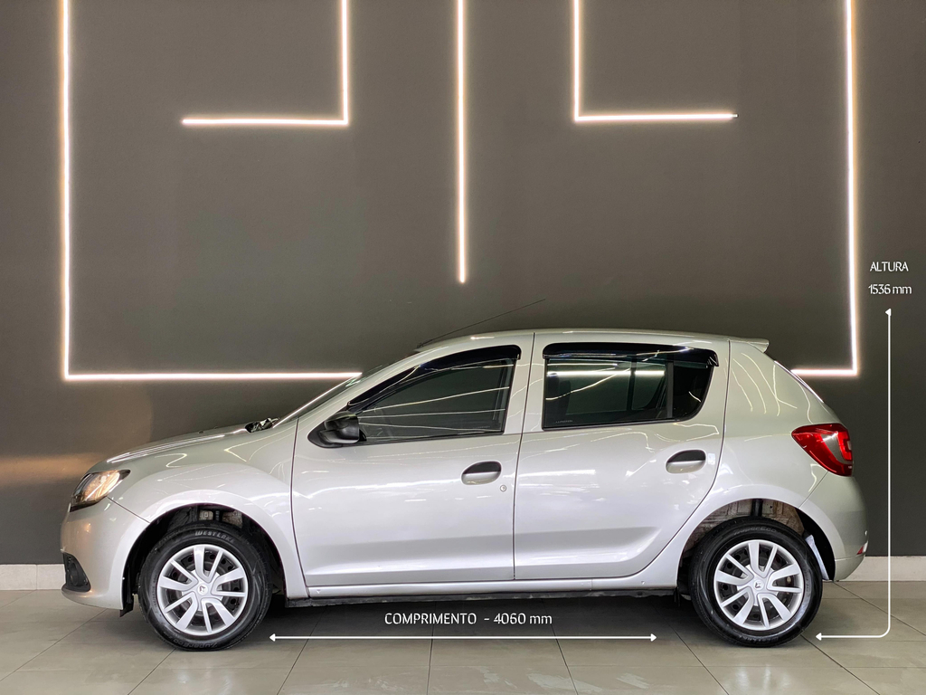 Renault Sandero Prata