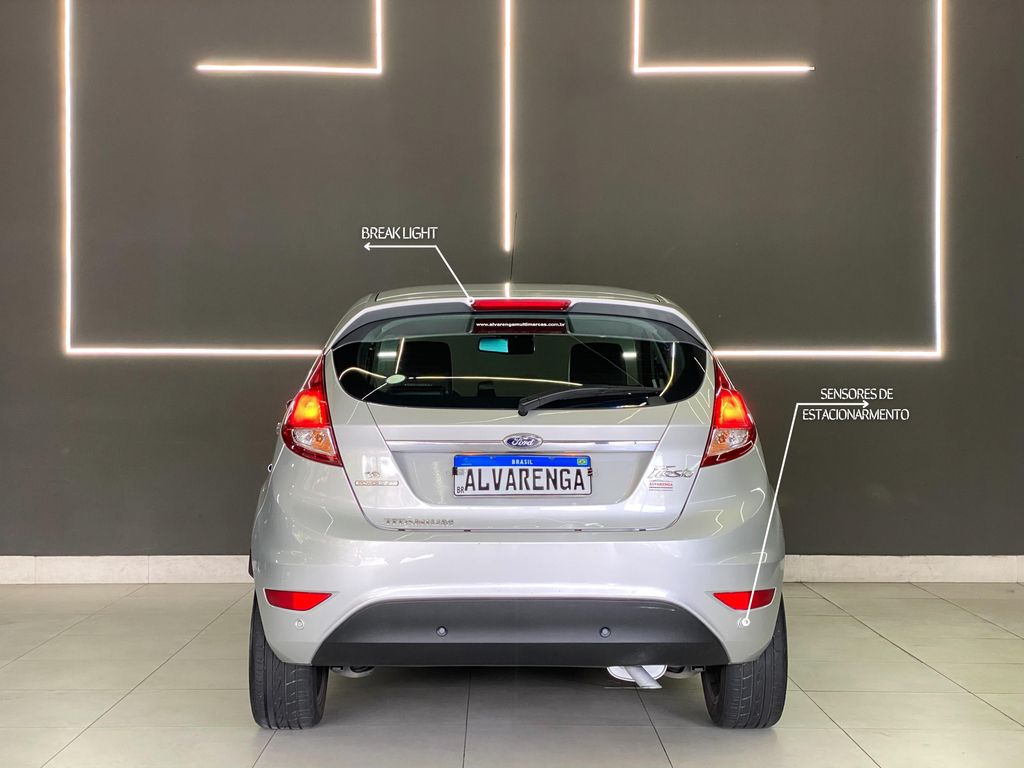 Ford New Fiesta Hatch Prata