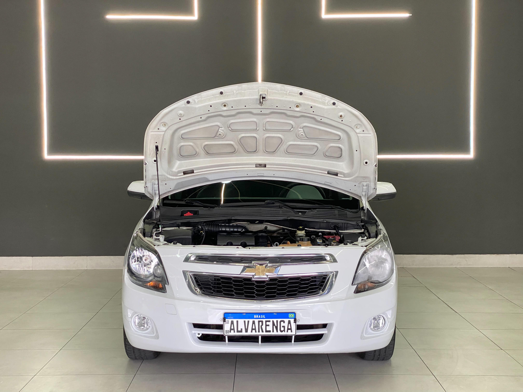 Chevrolet Cobalt Branco
