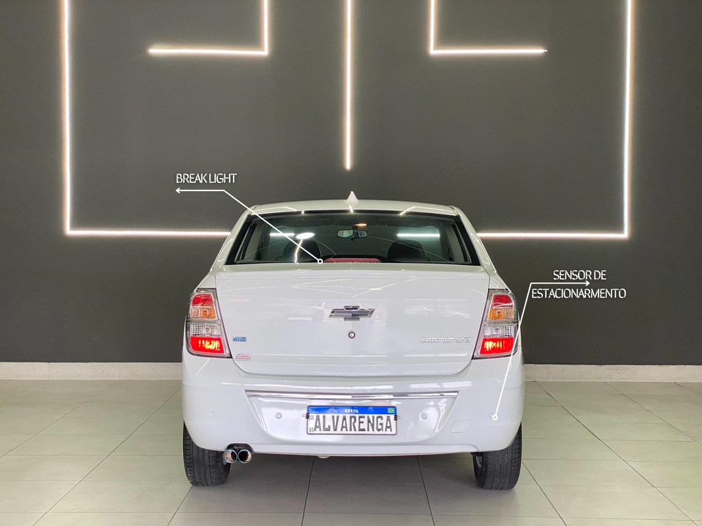 Chevrolet Cobalt Branco