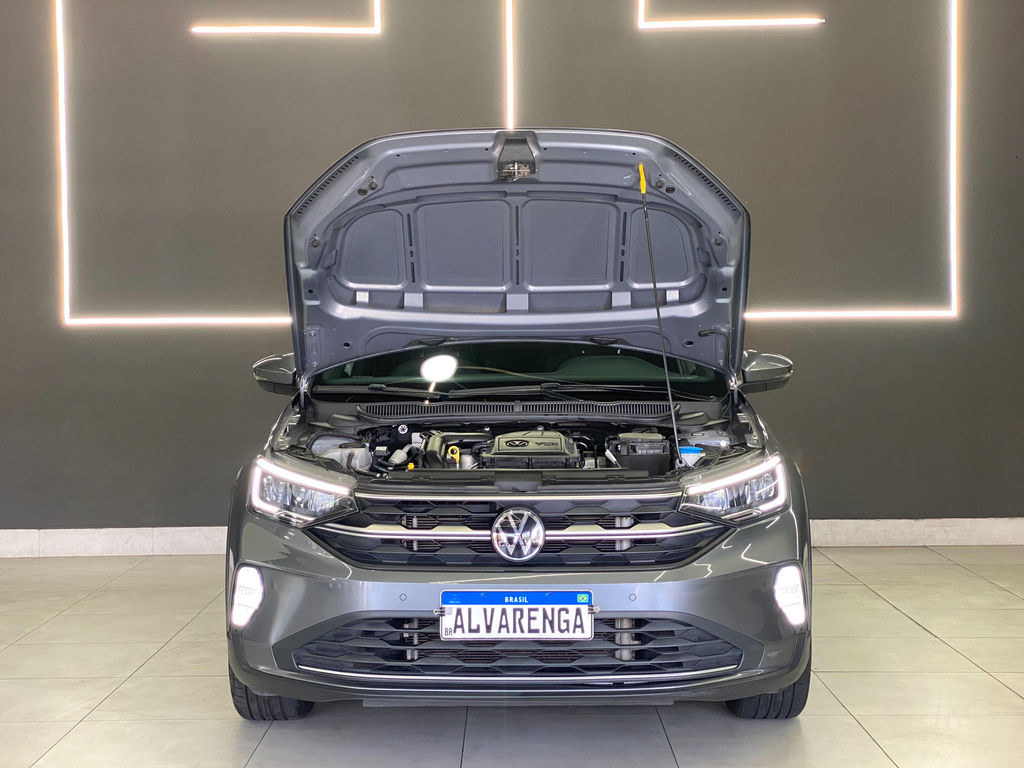 Volkswagen Nivus Cinza