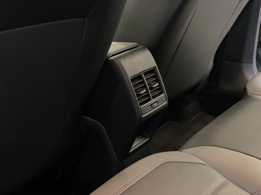Volkswagen Nivus Cinza