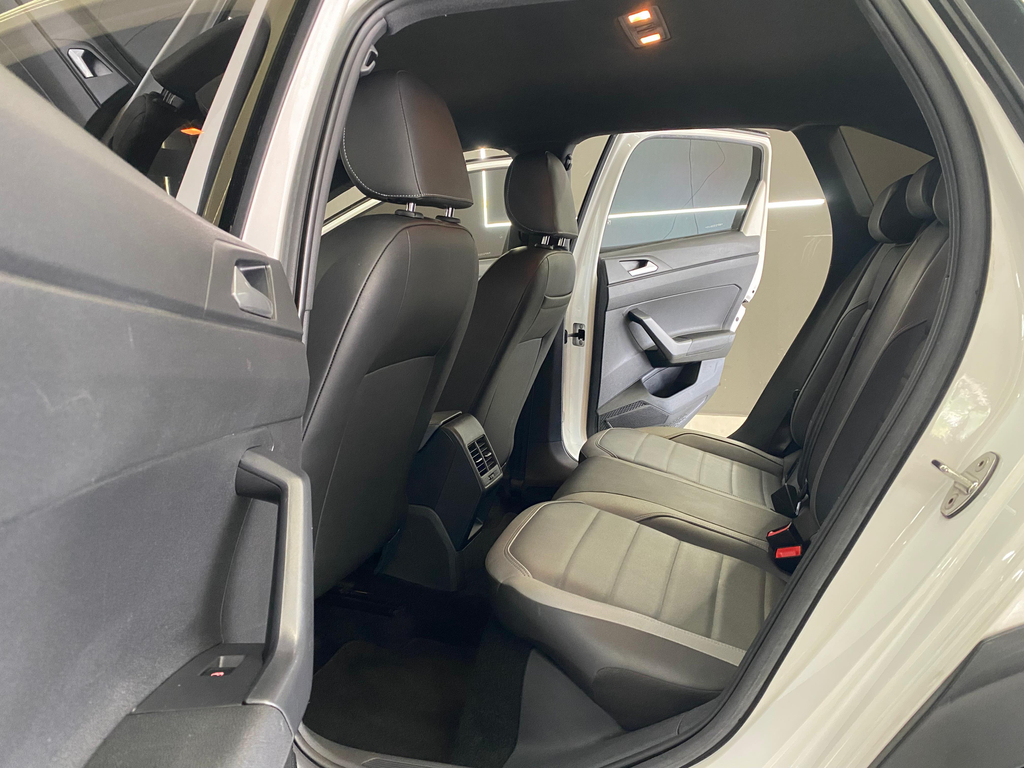 Volkswagen Nivus Branco