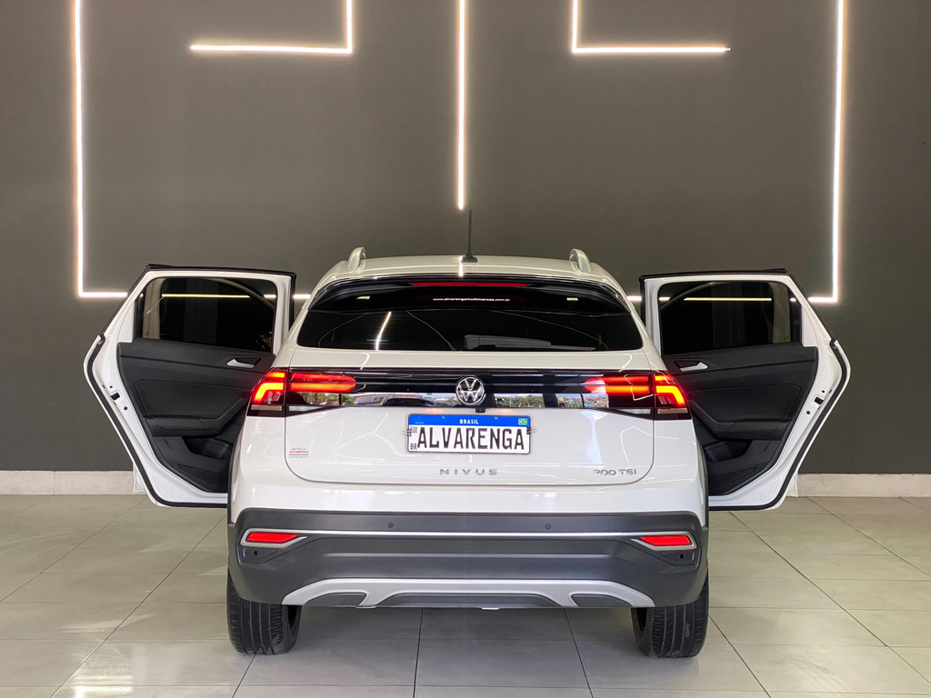 Volkswagen Nivus Branco