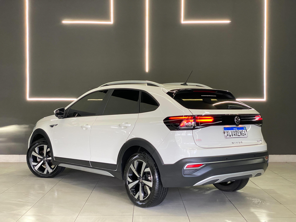 Volkswagen Nivus Branco