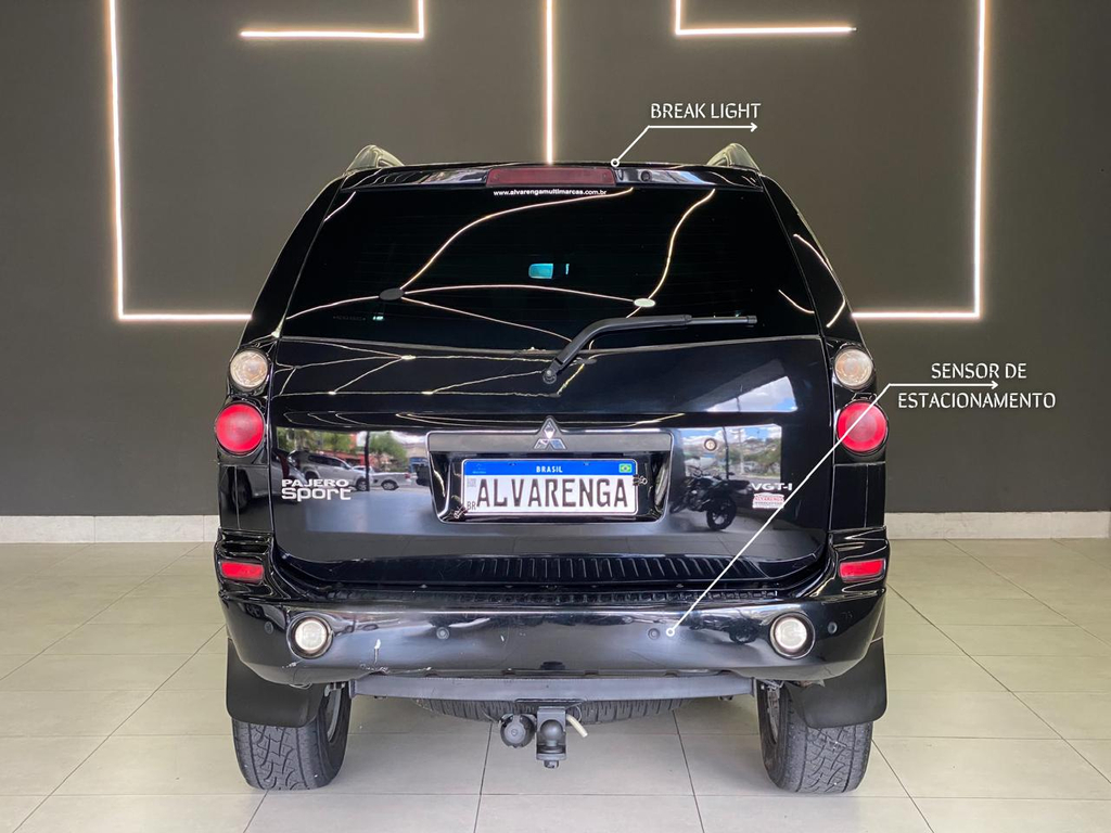 Mitsubishi Pajero Sport Preto