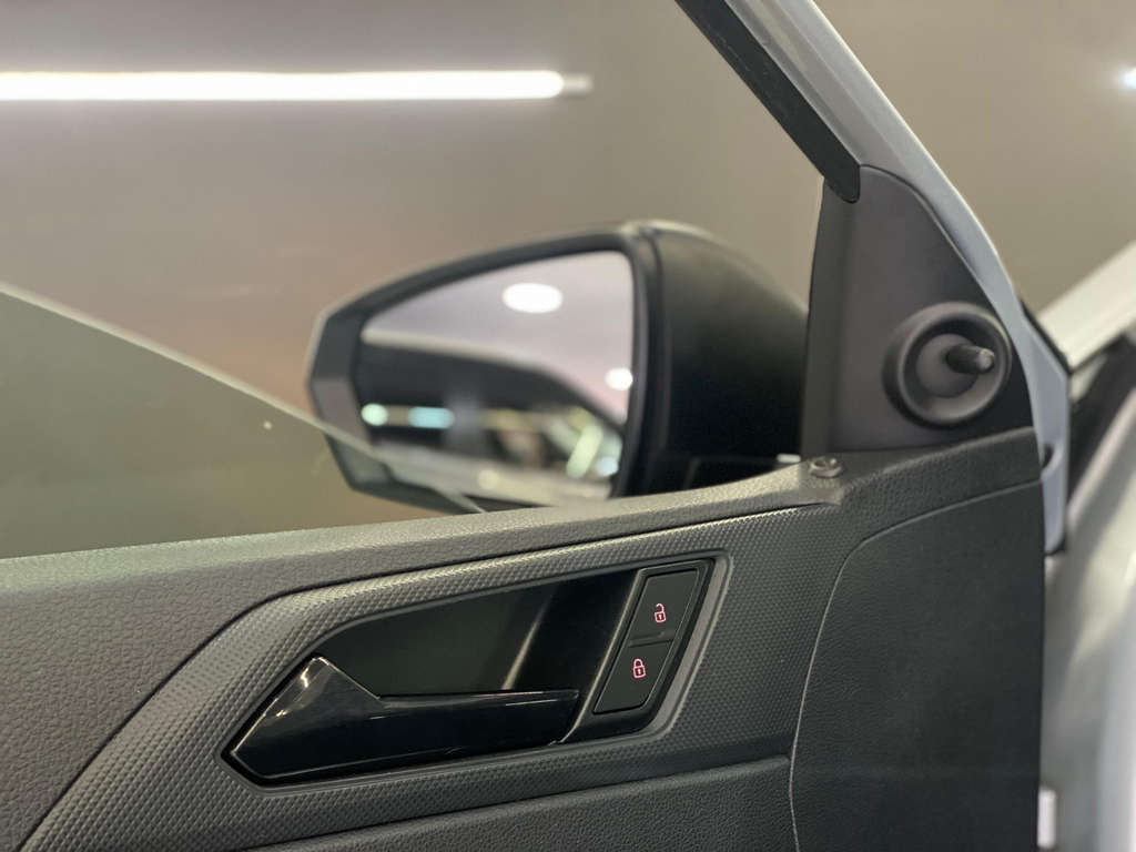 Volkswagen Polo Prata