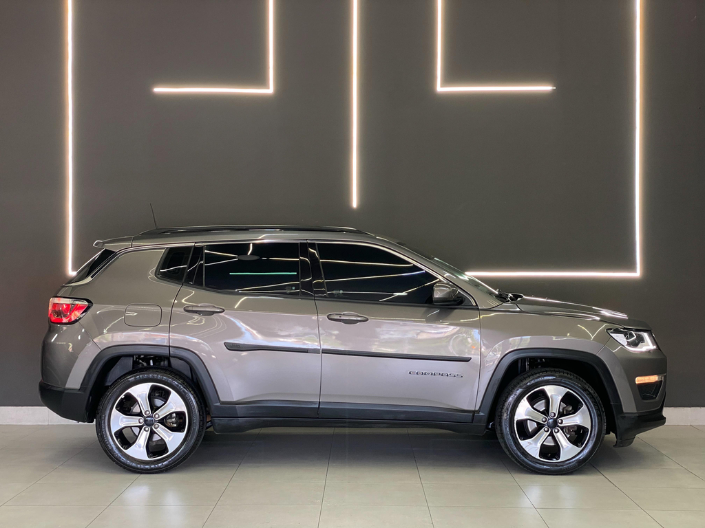 Jeep Compass Cinza
