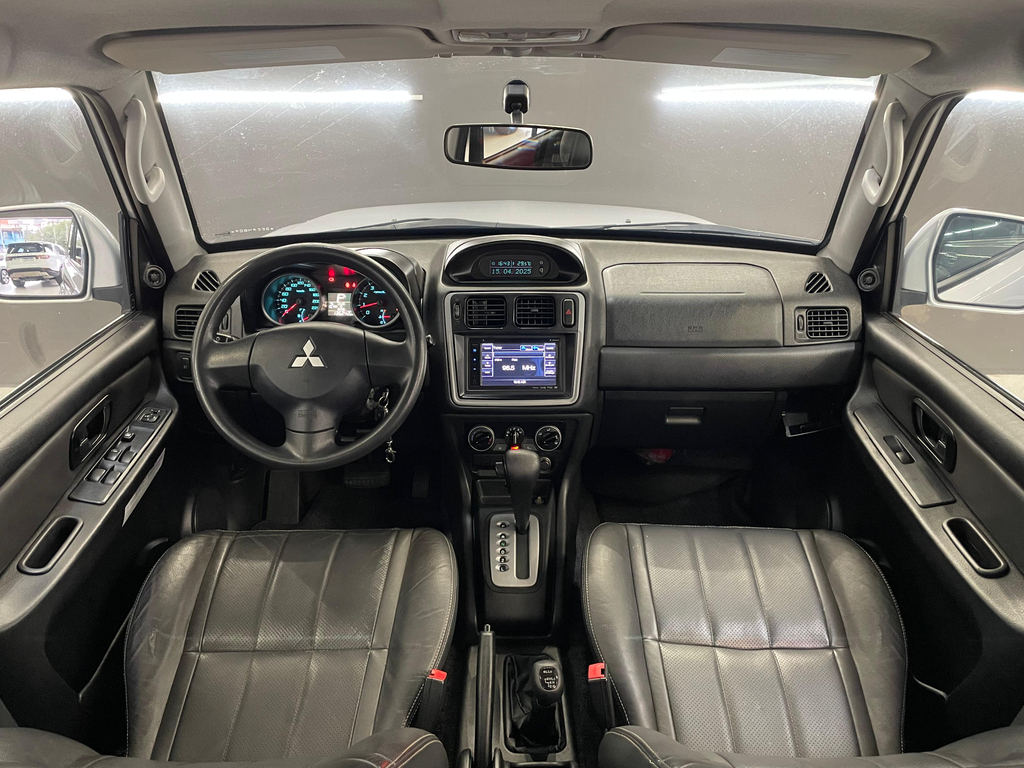 Mitsubishi Pajero TR4 Prata