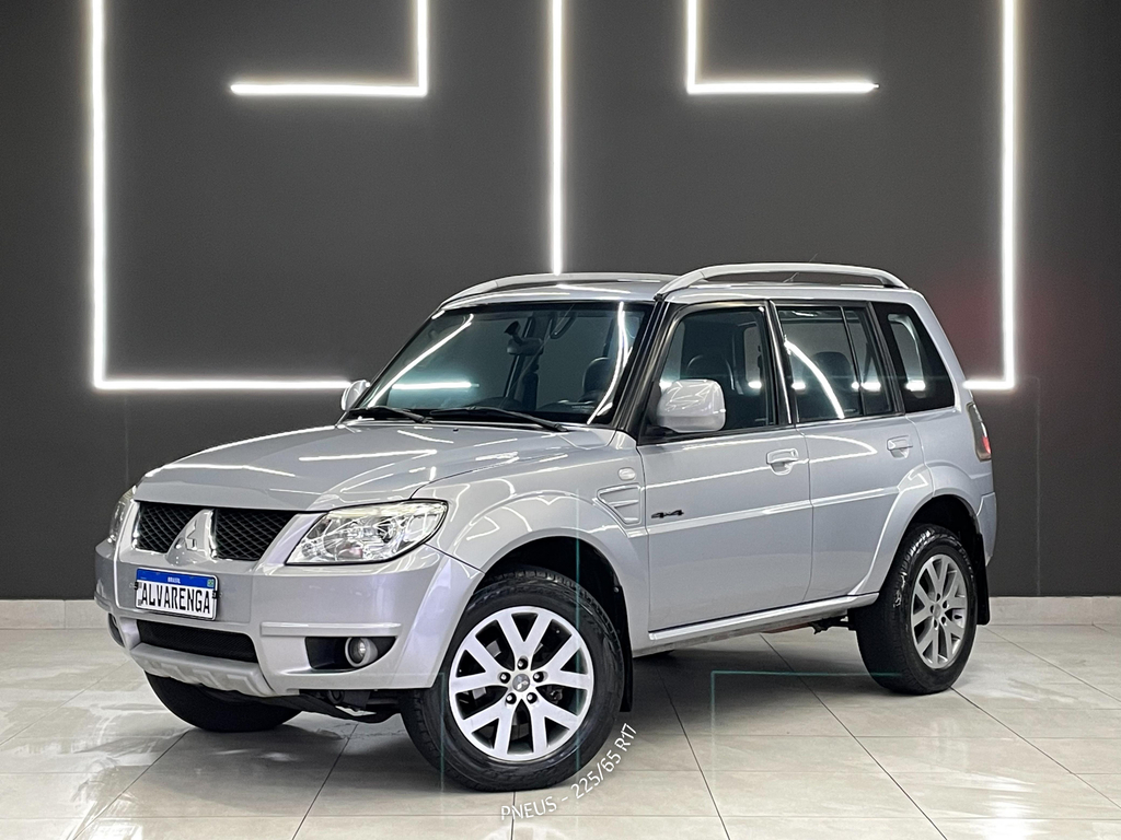 Mitsubishi Pajero TR4 Prata