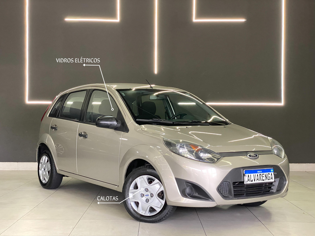Ford Fiesta Prata