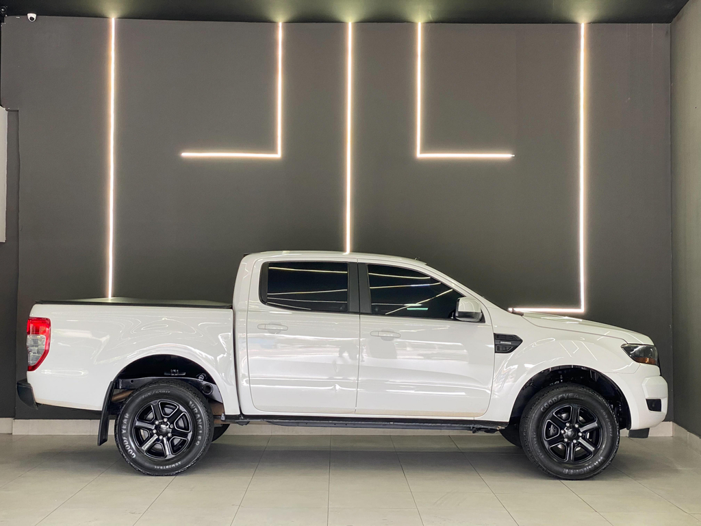 Ford Ranger (Cabine Dupla) Branco