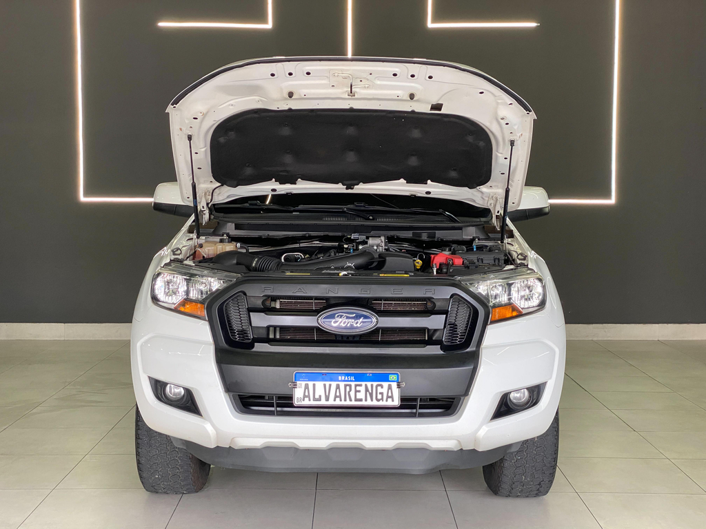 Ford Ranger (Cabine Dupla) Branco