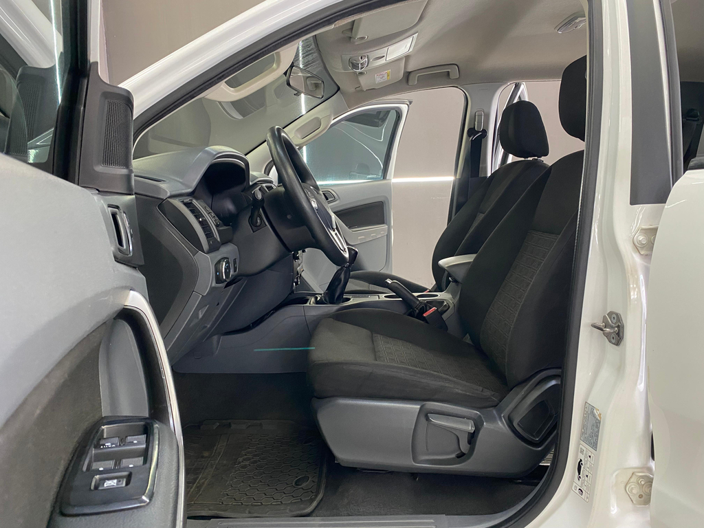 Ford Ranger (Cabine Dupla) Branco