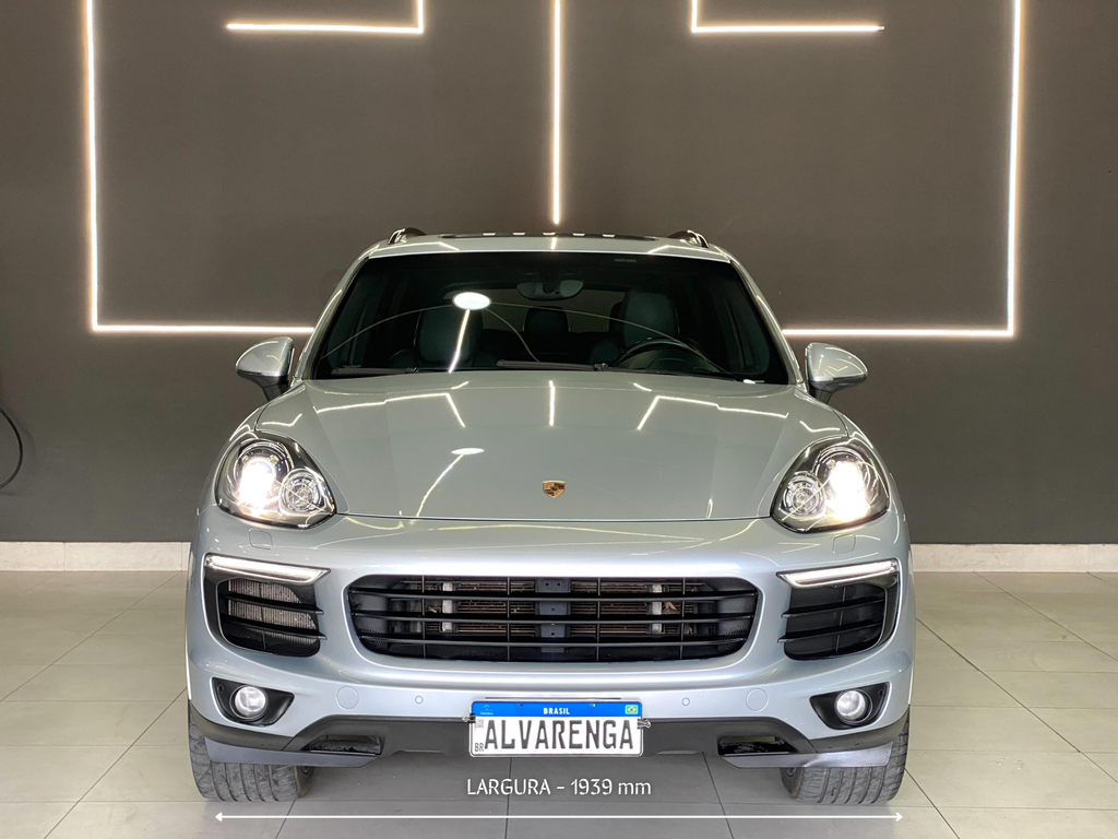 Porsche Cayenne Prata