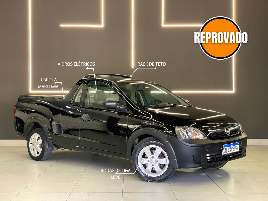 Chevrolet Montana Preto