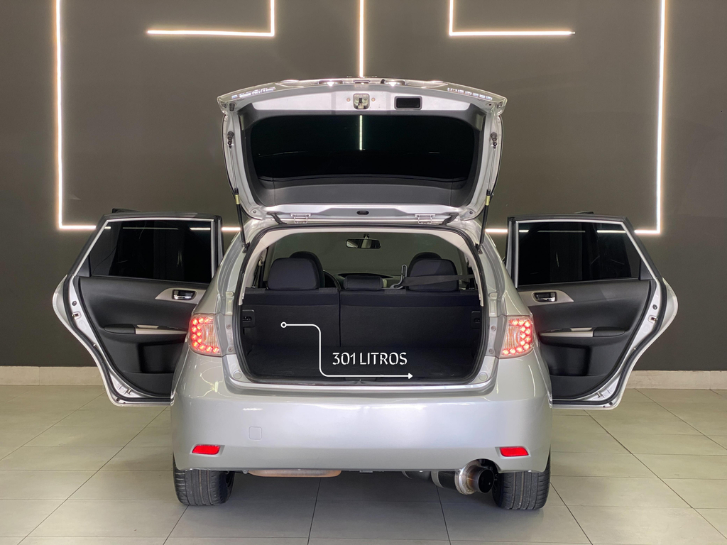 Subaru Impreza Hatch Prata