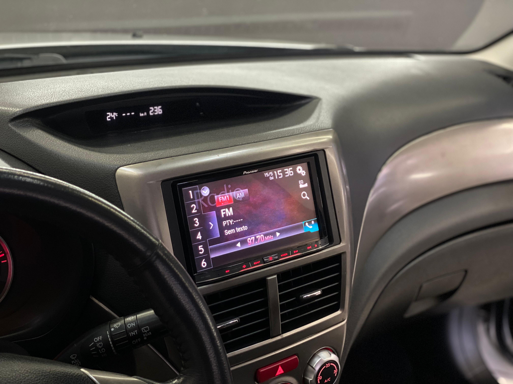Subaru Impreza Hatch Prata