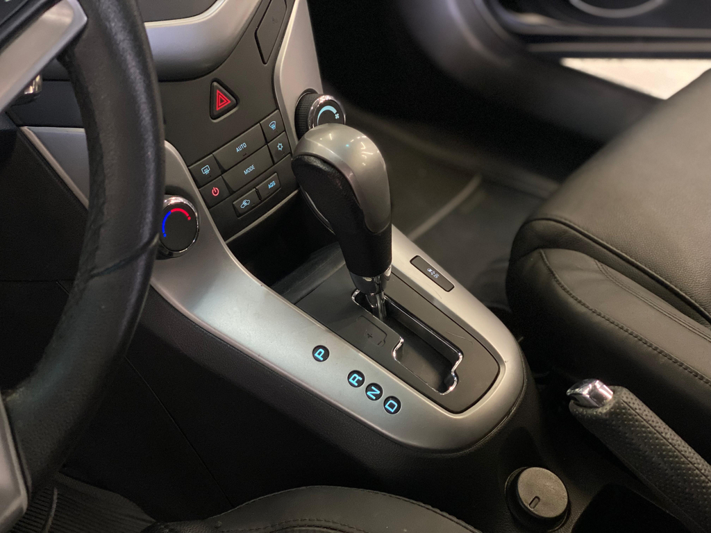 Chevrolet Cruze Sport6 Preto