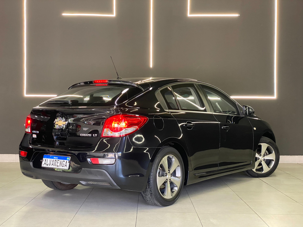 Chevrolet Cruze Sport6 Preto