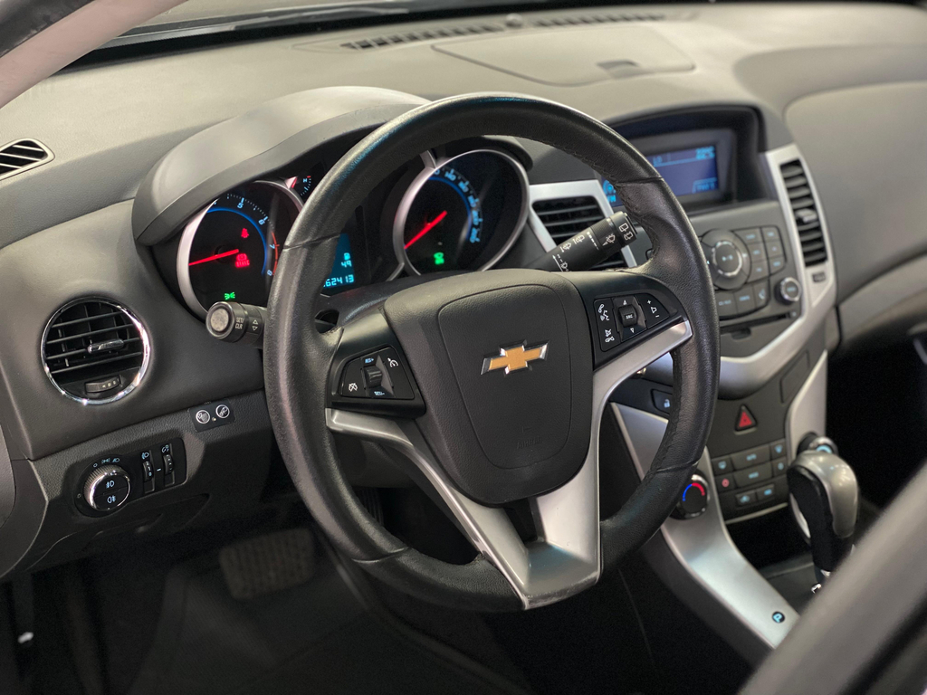 Chevrolet Cruze Sport6 Preto