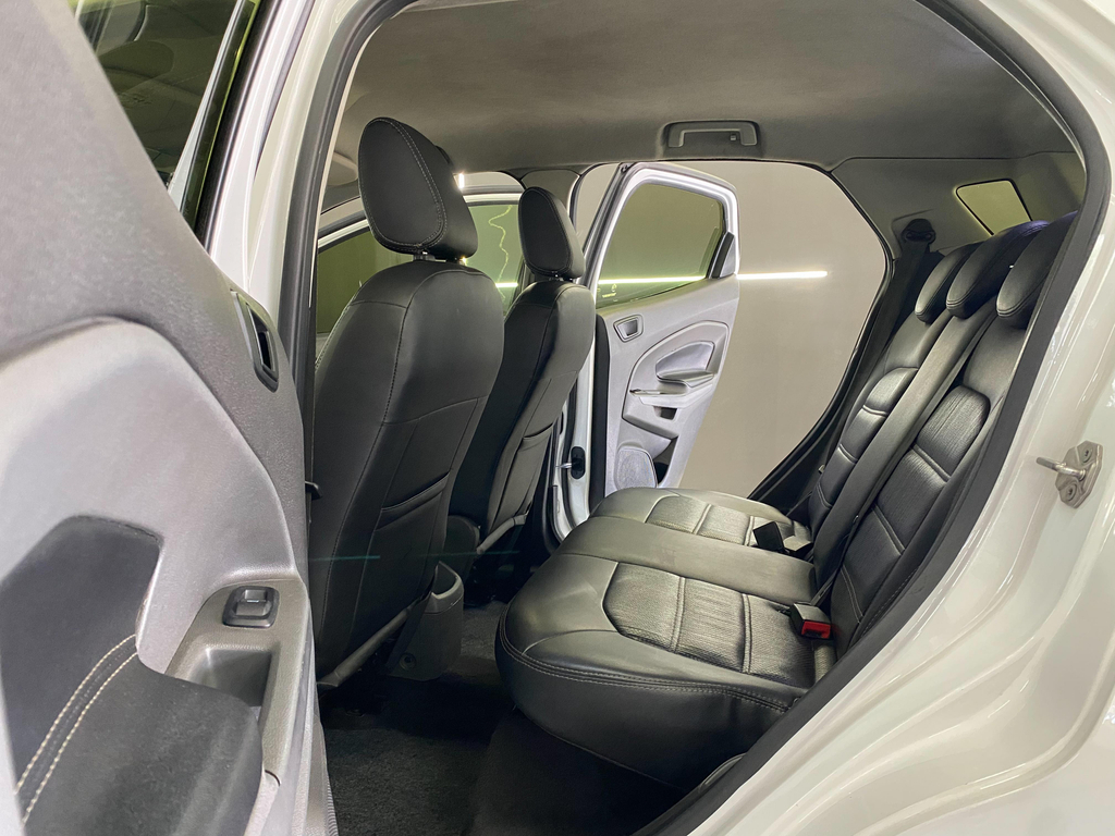 Ford EcoSport Branco