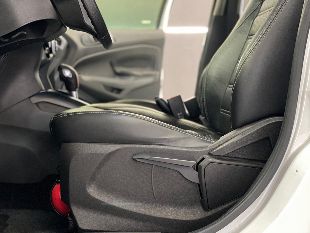 Ford EcoSport Branco