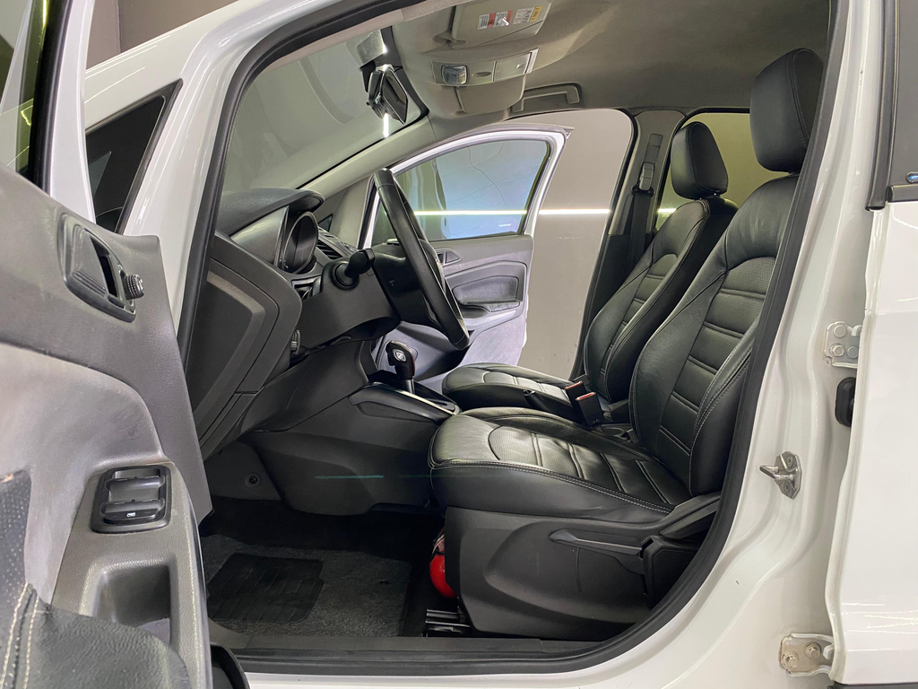 Ford EcoSport Branco