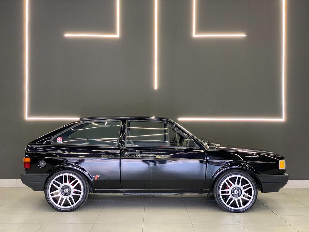 Volkswagen Gol Preto