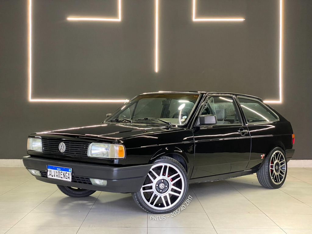 Volkswagen Gol Preto